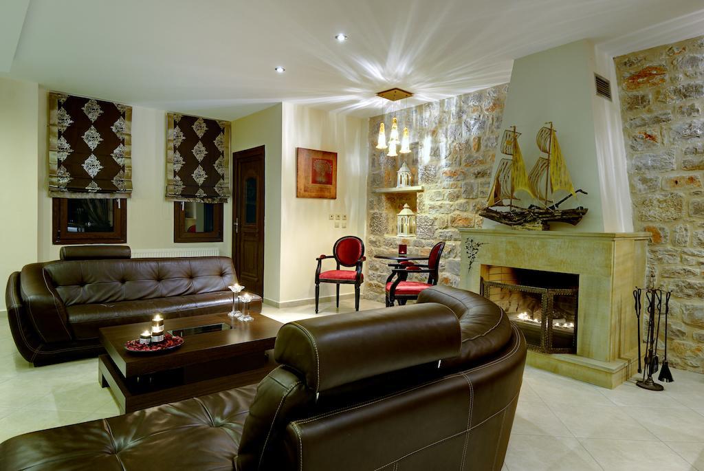 Byzantinon Hotel Leonídion 외부 사진